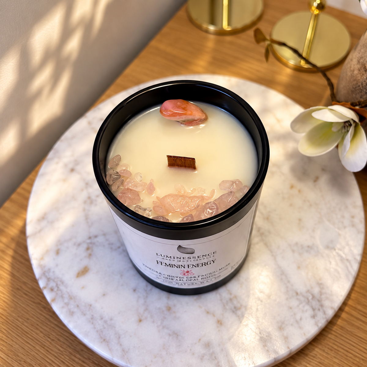 FEMININE ENERGY | Lumânare artizanală pentru energie feminină cu Opal Roz · 220 g