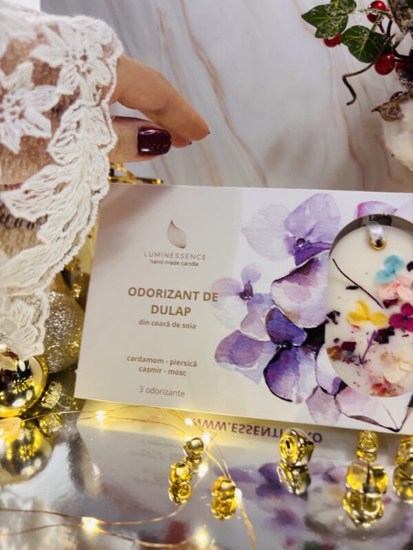 Festive Essence Box Peach Couture