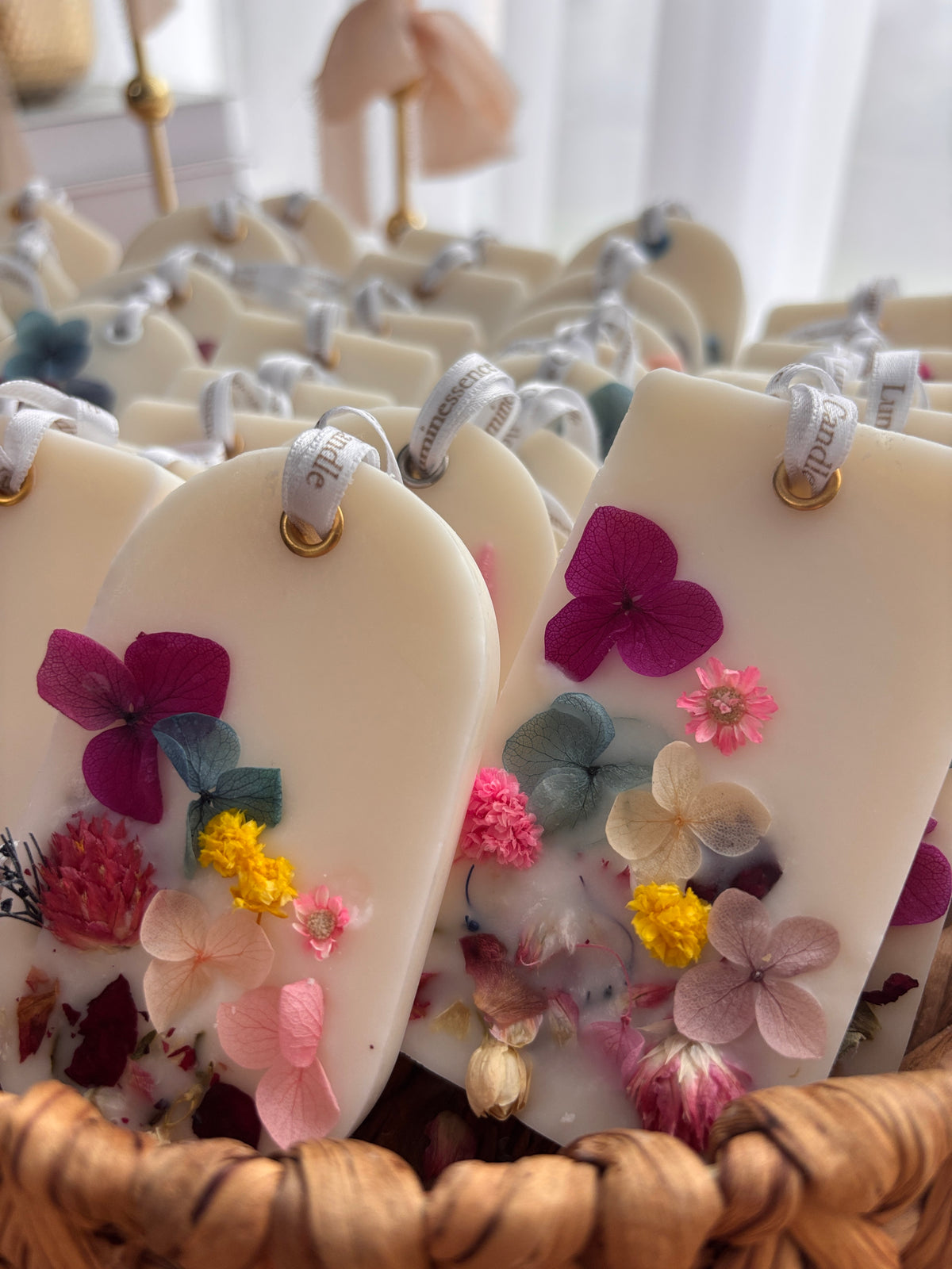 Odorizante de dulap pentru el, handmade, cu flori naturale și șnur de agățat