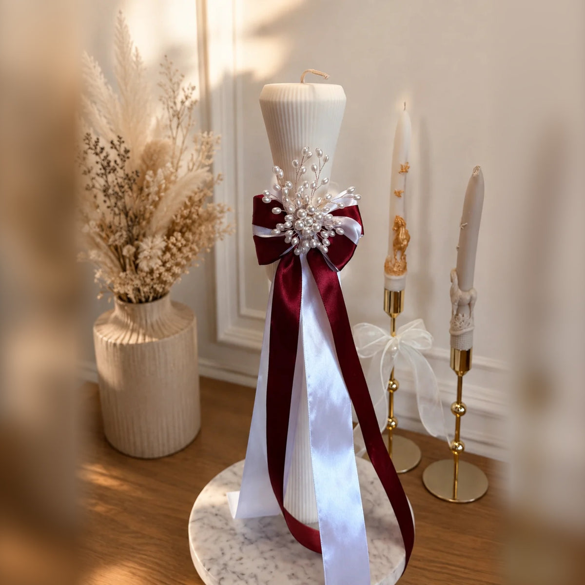 Lumânare de cununie și botez Versailles XL din ceară de soia cu bănuț gravat – Luminessence